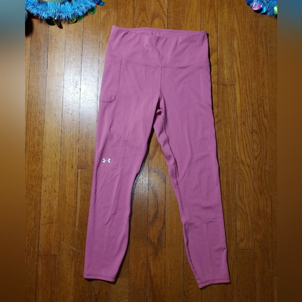 Under Armour Pink Cropped Leggings